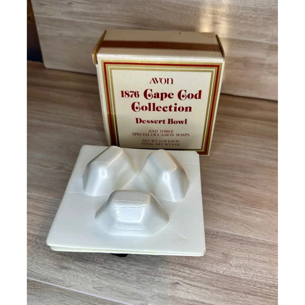 Avon Vintage Cape Cod Dessert Bowl Set Ruby Red Glass With Soaps 1876 Collection